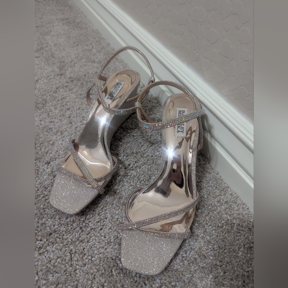 Badgley Mischka Silver Heels Elegant Design